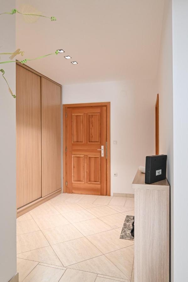 Apartment Stros With Private Sauna 크라니스카고라 외부 사진